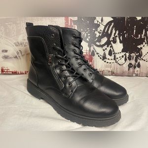 Mission-Lace Up Boots